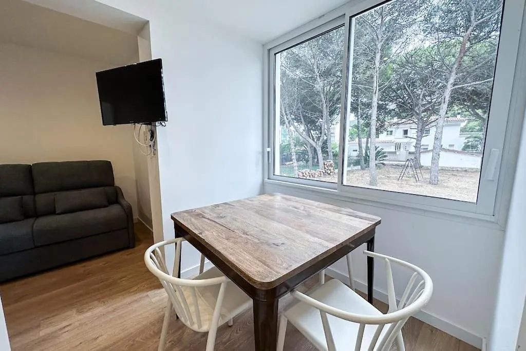 Apartment Can Romy Appartement T2F A 20M De La Plage De Cala Montgo L' Escala